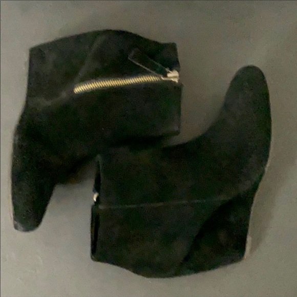 Authentic Joie black suede leather wedges ankle boots 8.5 - Picture 5 of 8